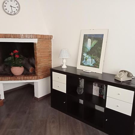 Casa Sofia - Appartamento Con Parcheggio Riservato Terni Extérieur photo